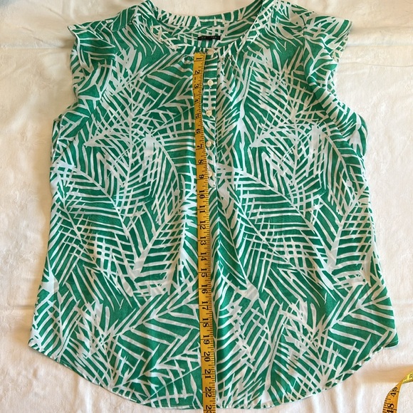 Women’s Talbots Green Top White Print Size 12 Polyester - Picture 5 of 10